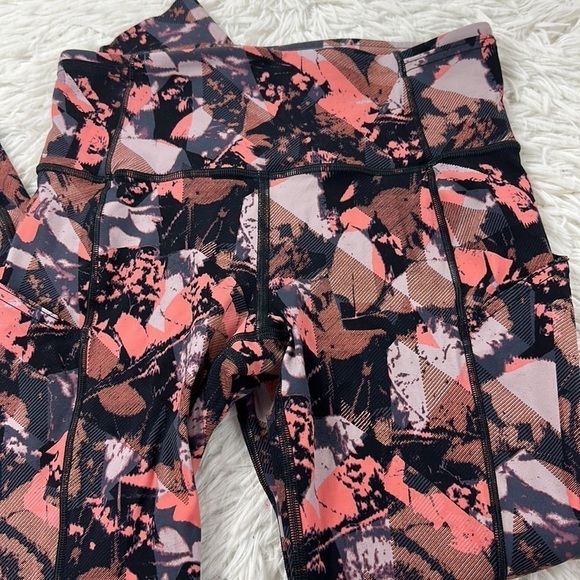 Lululemon Fast & Free 7/8 Tight II 25" Translucence Alpine White Multi - Picture 2 of 6